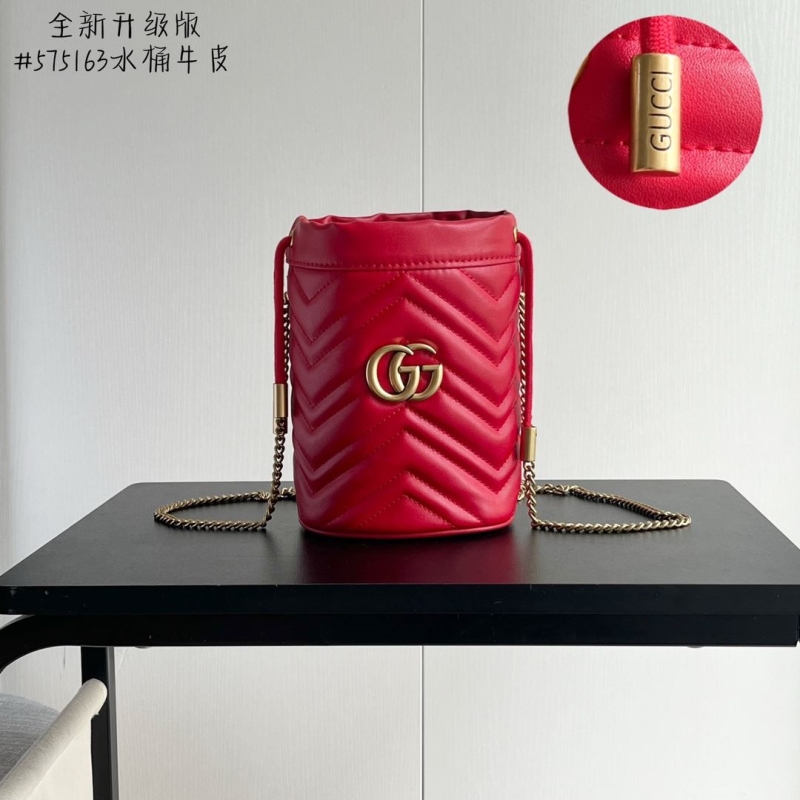 G*u*i bucket bags